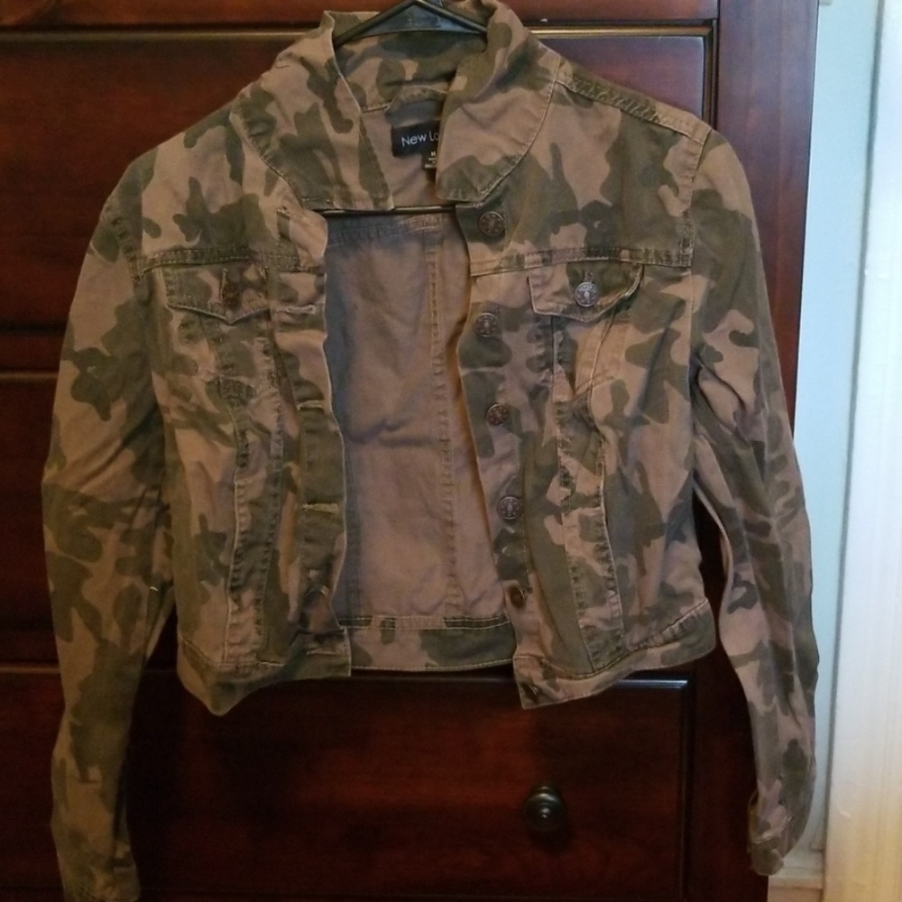 Womens camo jacket